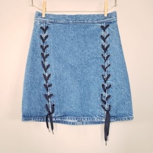 H&M denim lace up front skirt nwt 8